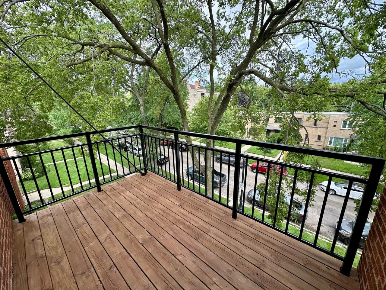 802 Brummel St #3rd - Photo 2 of 14