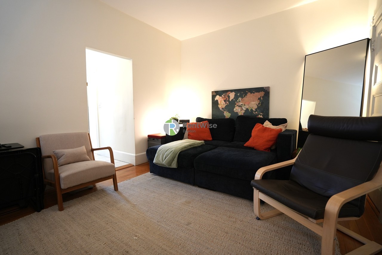 63 Brighton Ave #2 - Photo 2 of 10