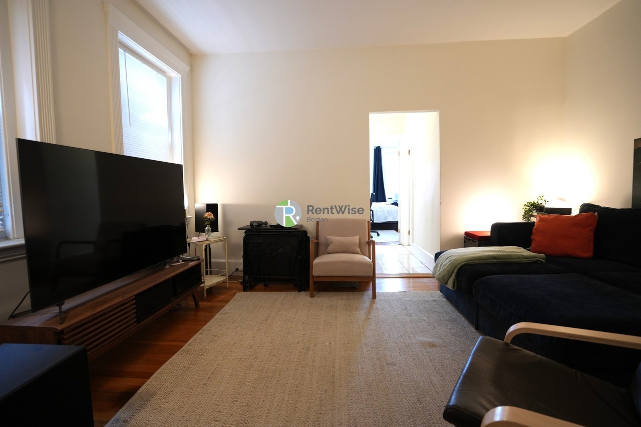 63 Brighton Ave #2 - Photo 5 of 10