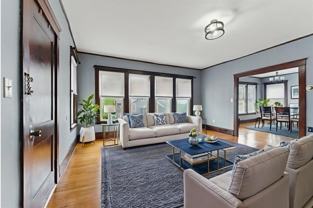 466 Locust St - Photo 1 of 1