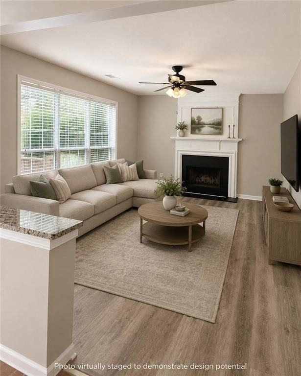355 Waddington Trl - Photo 3 of 9
