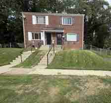 4030 Lyons St - Photo 1 of 1