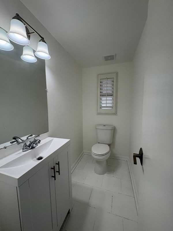 4030 Lyons St - Photo 7 of 21