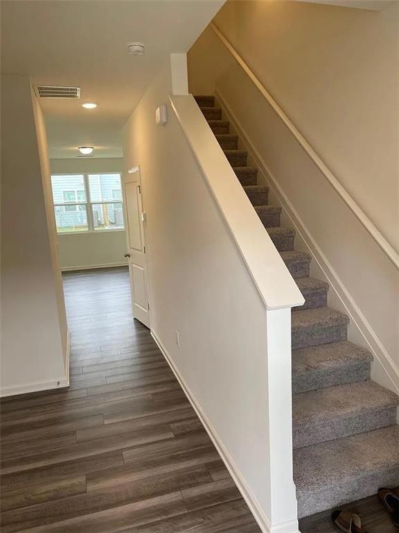438 Union Station St - Photo 3 of 10