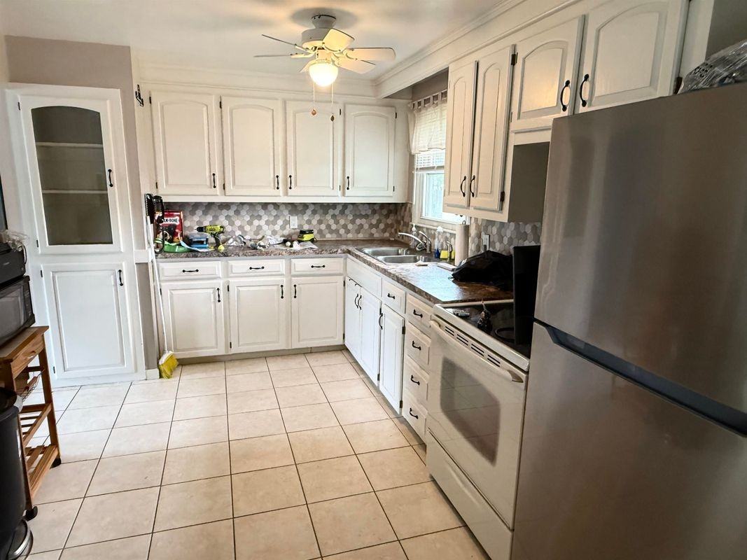 384 Huse Rd - Photo 3 of 16