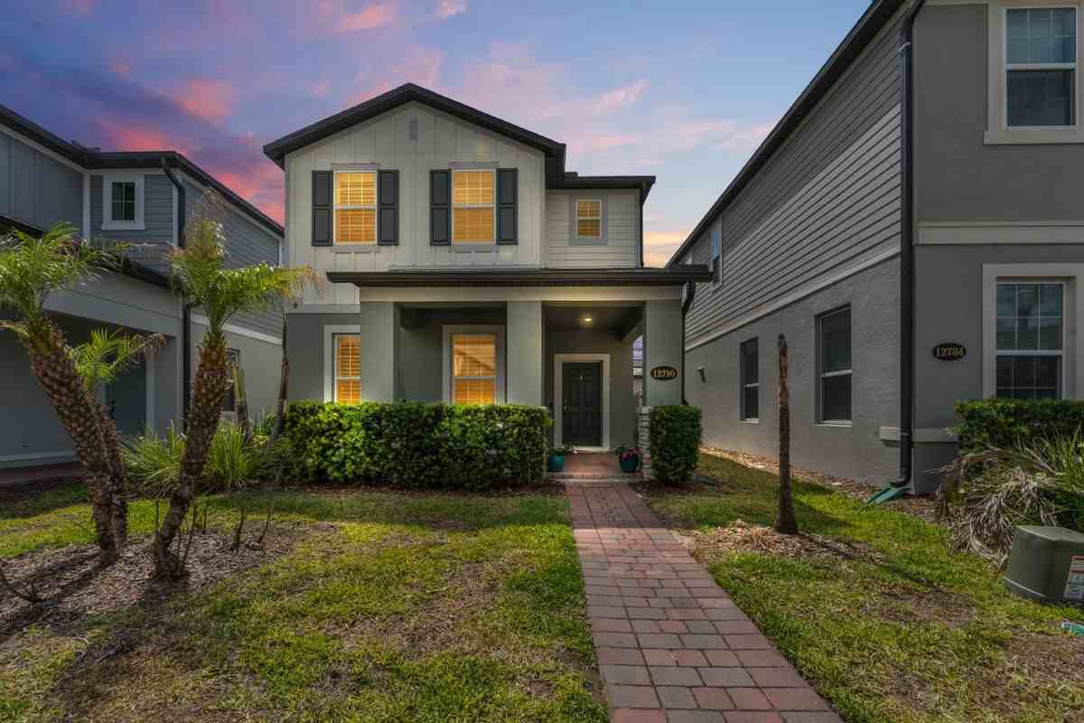 12790 Brodlove Ln - Photo 2 of 34