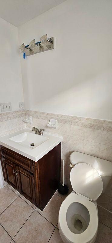655 4th St - Photo 5 of 12