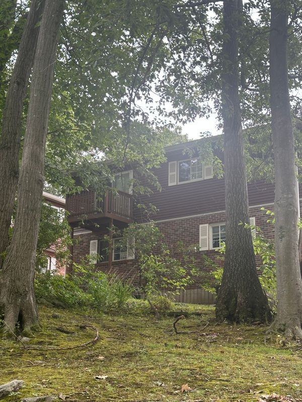 225 Edgemoor Rd - Photo 2 of 13