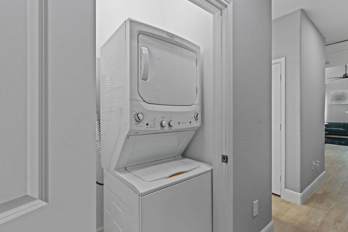 5607 Bacher St ##B - Photo 7 of 20