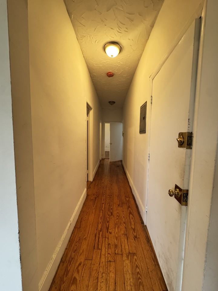 Ellsworth Ave #41 - Photo 4 of 7