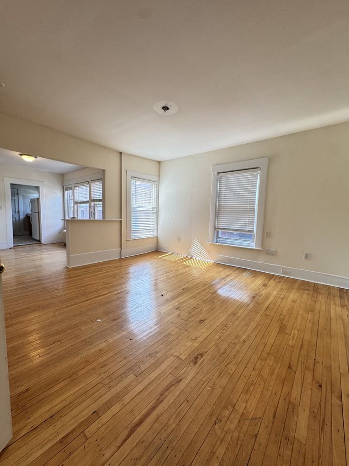 Ellsworth Ave #32 - Photo 4 of 15