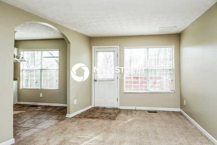 200 Princeton Way - Photo 2 of 15