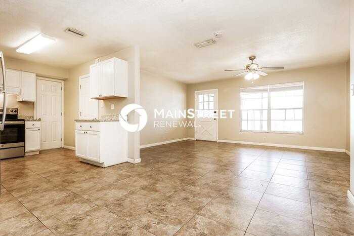 7310 Star Dust Dr - Photo 4 of 15