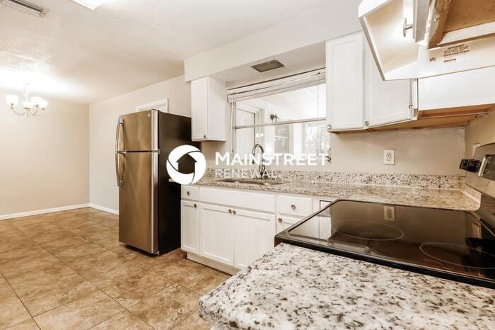 7310 Star Dust Dr - Photo 7 of 15