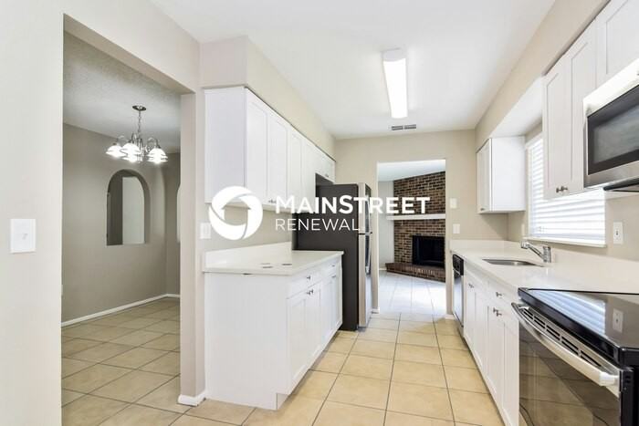 839 Cinnamon Dr - Photo 6 of 16