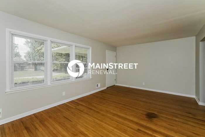 2309 Burrell Dr - Photo 5 of 17