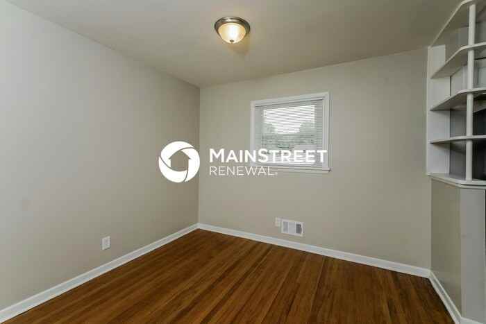 2309 Burrell Dr - Photo 6 of 17