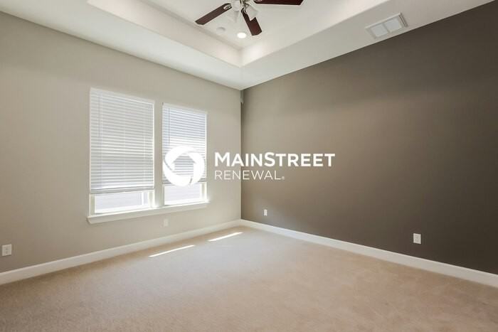 5111 Pine Reach Dr - Photo 7 of 17