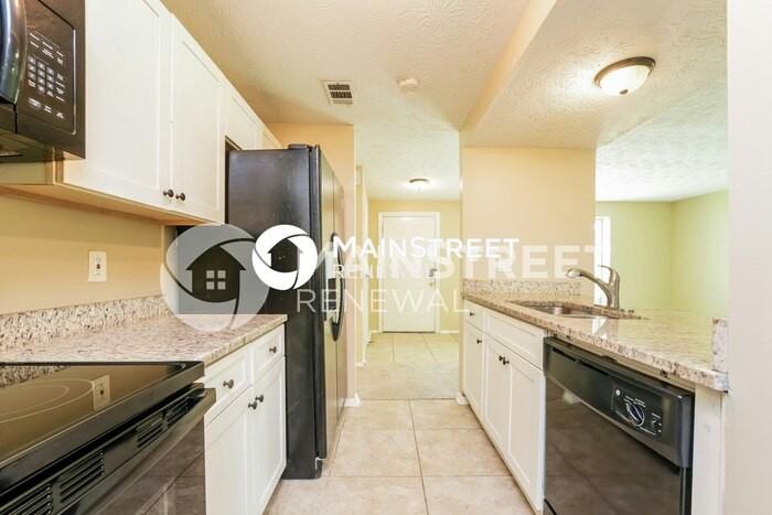 5372 Tracey Dr - Photo 5 of 16