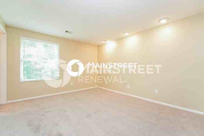 5372 Tracey Dr - Photo 7 of 16