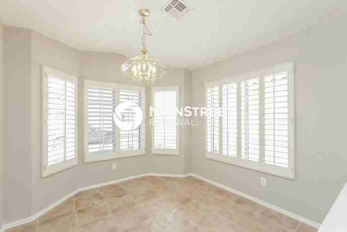 3549 E Kelton Ln - Photo 5 of 16