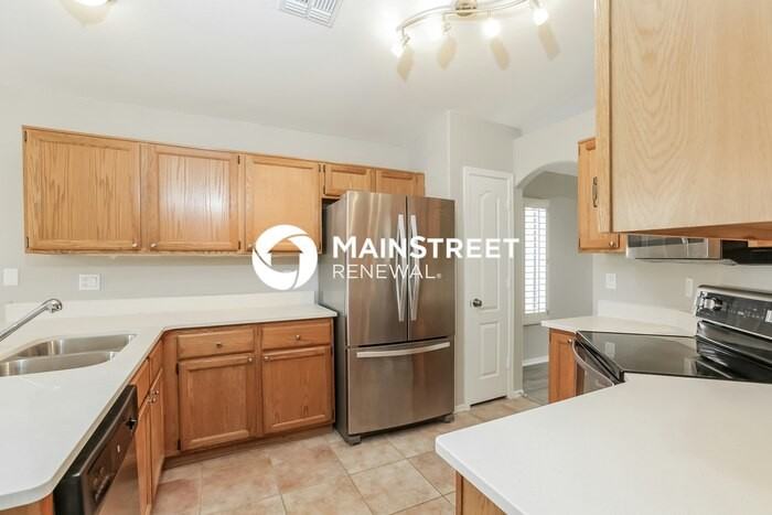 3549 E Kelton Ln - Photo 7 of 16