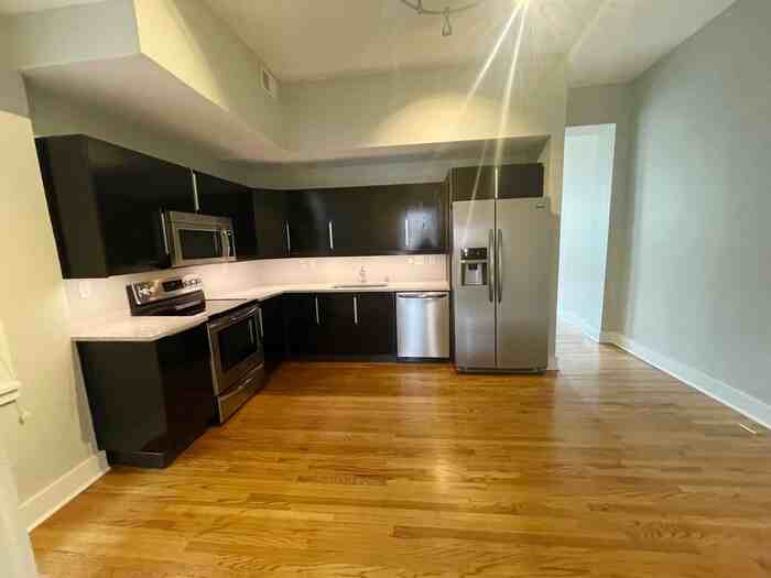 18 E 5th St - Photo 4 of 12