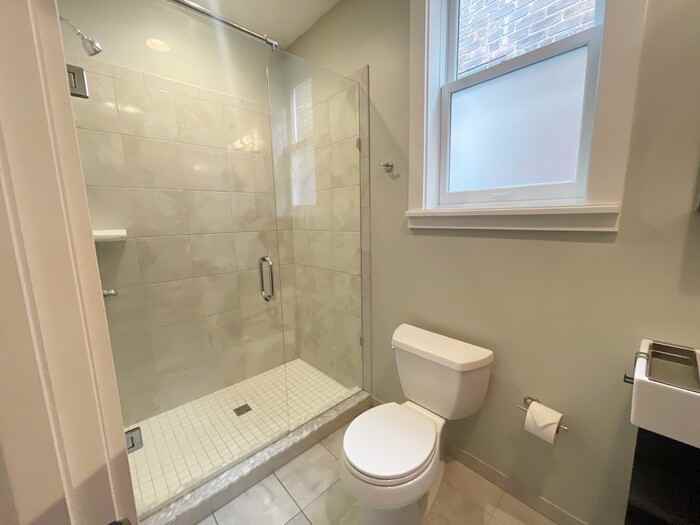 18 E 5th St - Photo 7 of 12