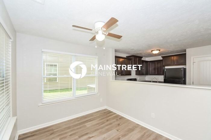 2560 Willowbranch Dr - Photo 4 of 17