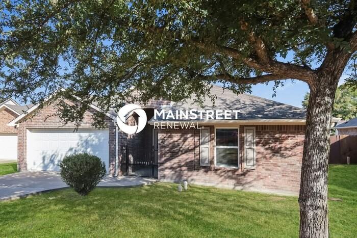312 Timbercreek Ct - Photo 3 of 16