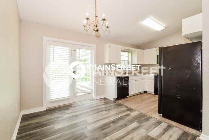 114 Cherokee Dr - Photo 5 of 16
