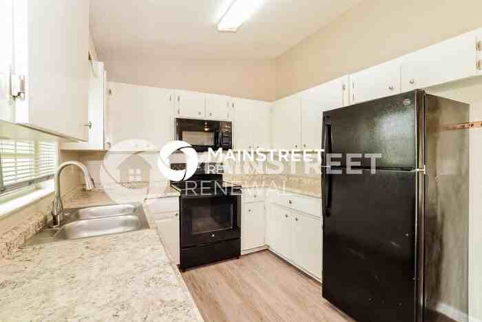 114 Cherokee Dr - Photo 7 of 16