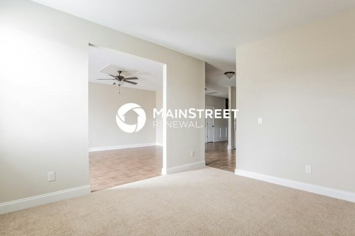 1230 Catawba Way - Photo 4 of 15