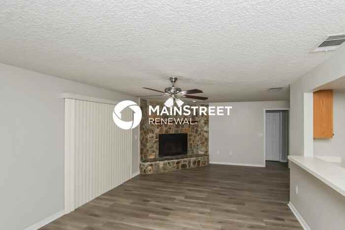 273 Cactus St Se - Photo 5 of 16