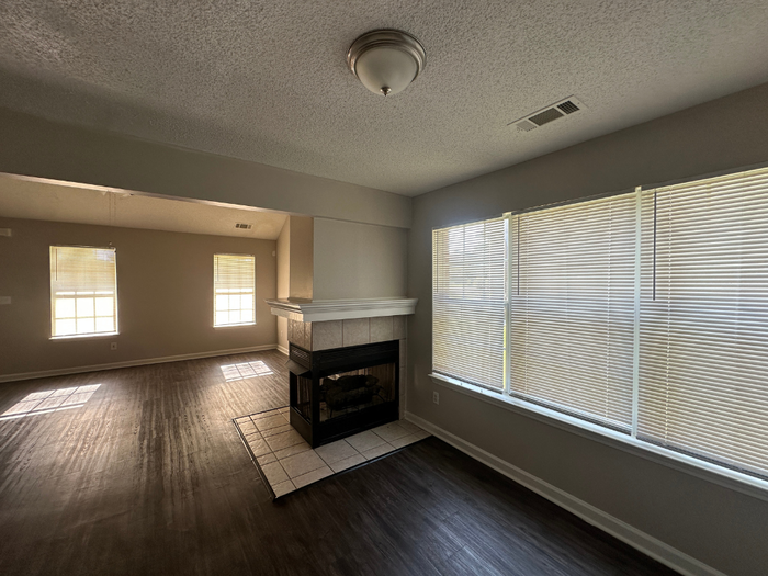 1243 Harpeth Dr - Photo 4 of 23