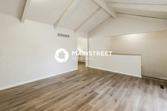 1000 Ne 115th St - Photo 6 of 17