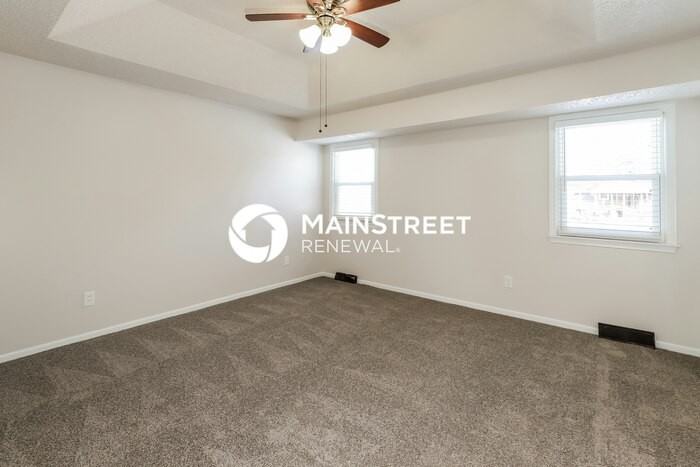 1000 Ne 115th St - Photo 7 of 17
