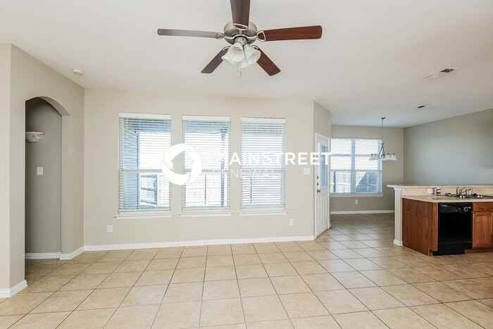 256 Edison Ln - Photo 3 of 16