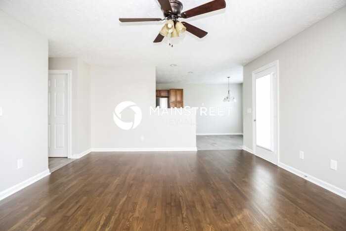 4919 Pillar Dr - Photo 3 of 17