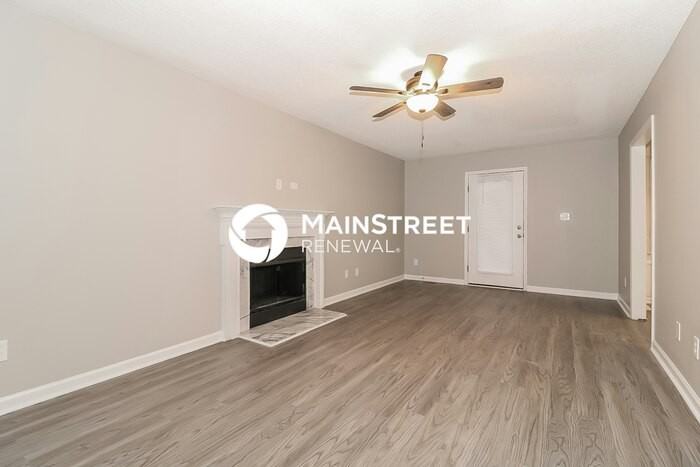 205 Mohican Trl - Photo 3 of 17