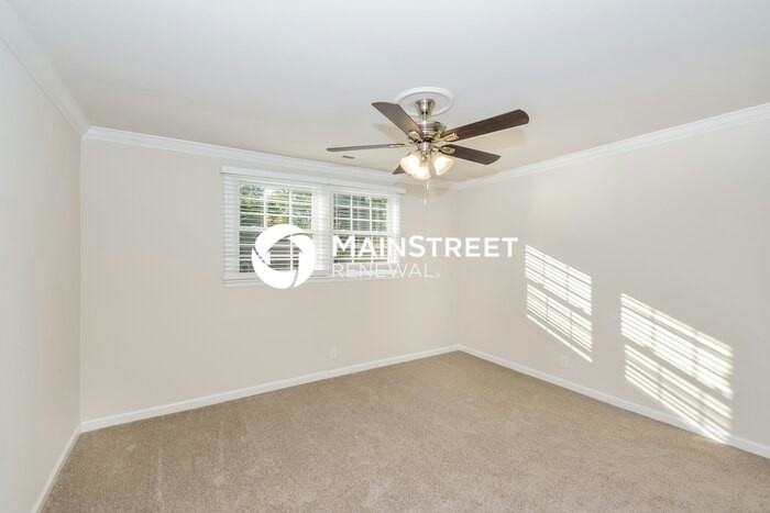 304 Matterhorn Dr - Photo 7 of 16