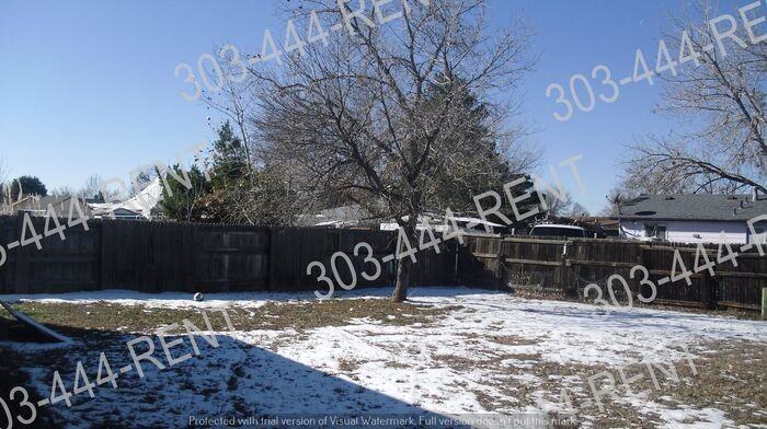 5545 Zion Ct - Photo 2 of 13