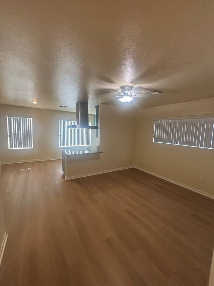 2918 Normandie Avenue #1/2 - Photo 5 of 19