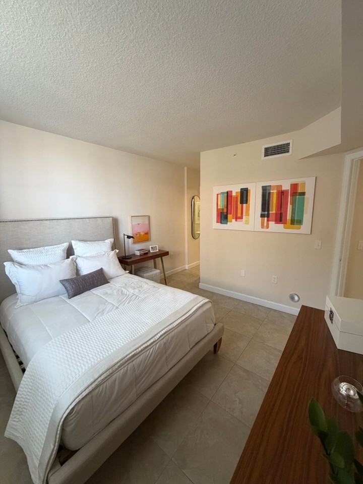 8115 Nw 54th St #24 - Photo 4 of 7