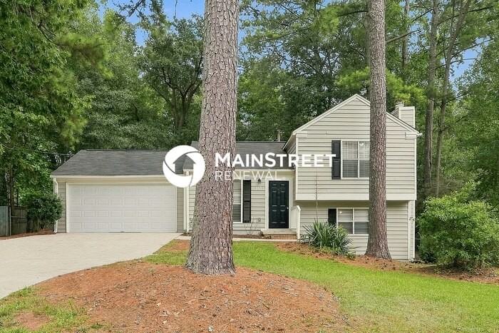 103 Forest Pl