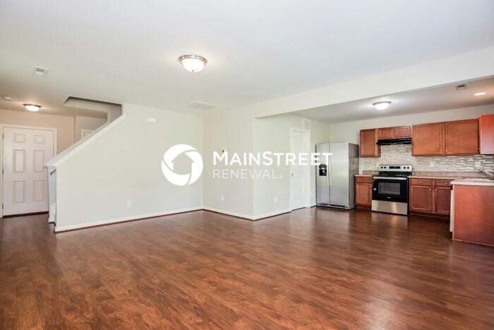 900 Cassidy Dr - Photo 4 of 16