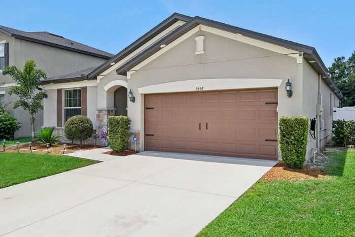 5457 Animosh Ct - Photo 3 of 34