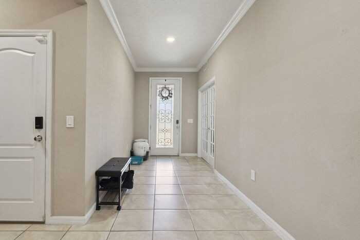 5457 Animosh Ct - Photo 4 of 34