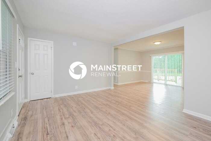 2429 Debbie Dr - Photo 5 of 16