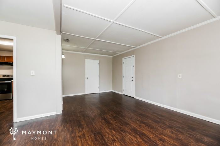 5715 Green Forest Dr - Photo 5 of 15
